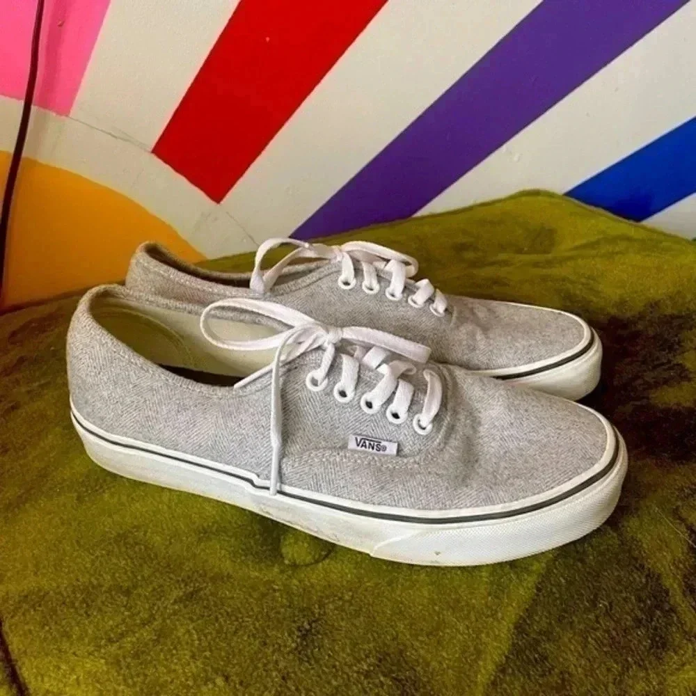 Vans True White‎ Herringbone Shoes Size 7.5 Men 9 Women EUC!